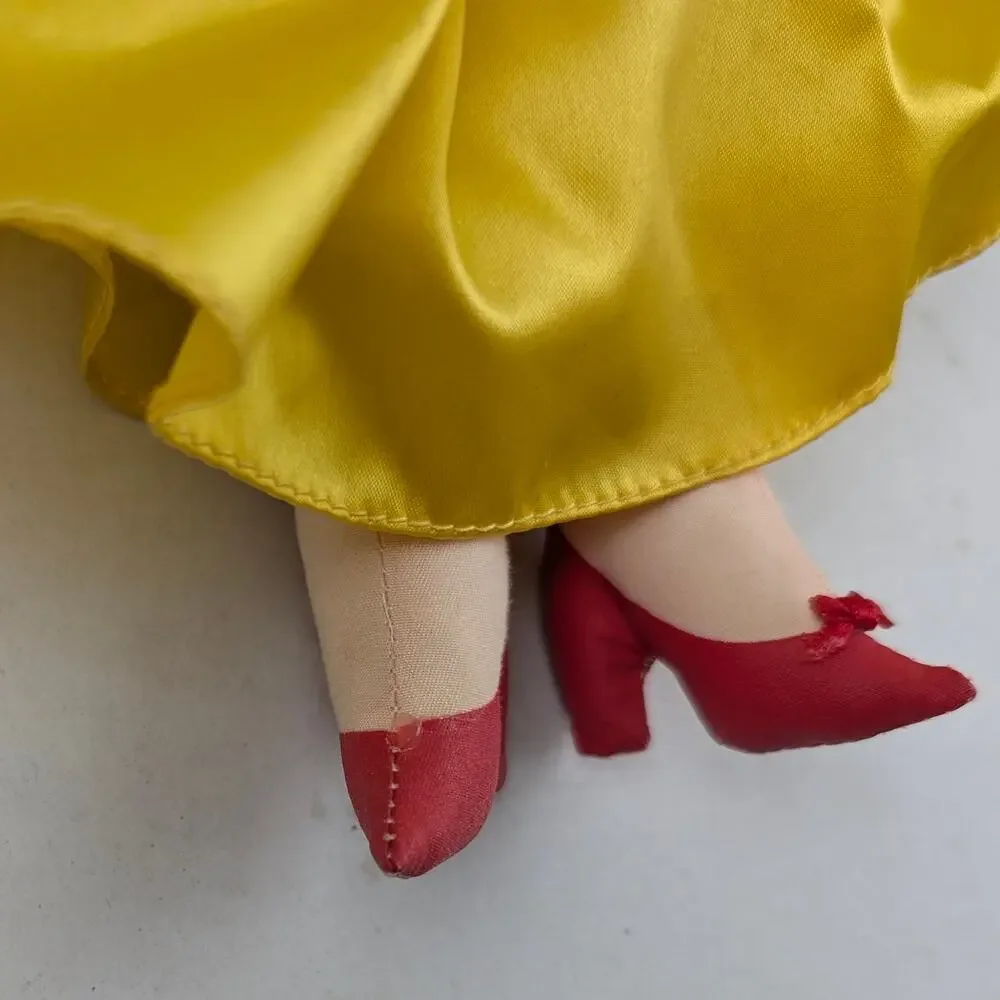 Vintage 1980s Applause Disney Snow White Pirouette Doll 13 Inch